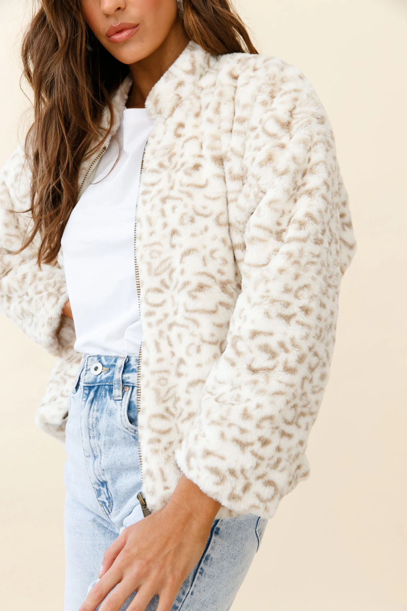 Wyoming Front Pocket Printed Fur Jacket White/Beige - Image 4