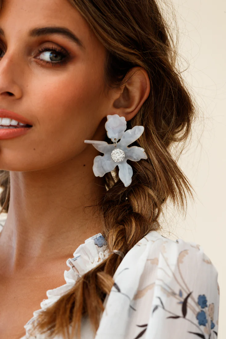 Yuki Diamante Accent Orchid Earrings White - Image 3