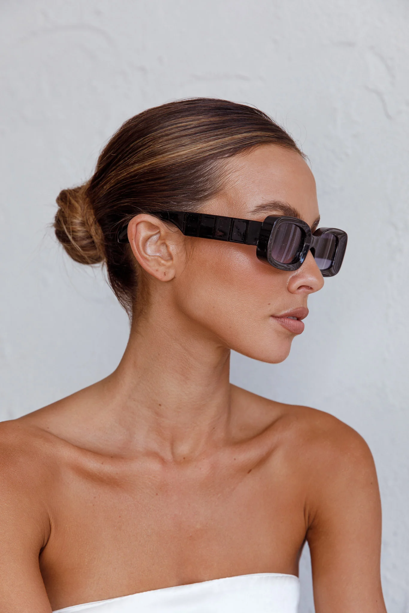 Zion Square Frame Sunglasses Black - Image 3